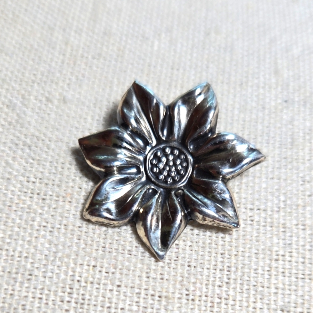 Vintage Sterling Silver Sunflower Brooch